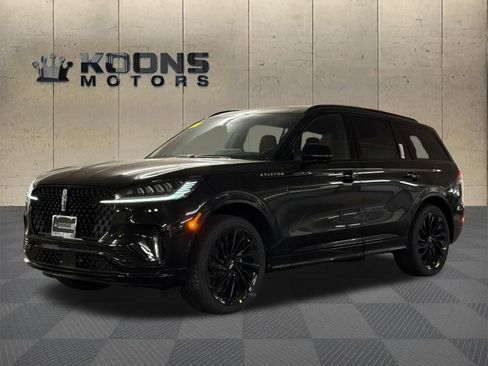 New 2026 Lincoln Aviator Reserve w/ Jet Appearance Package AWD/4WD image 1