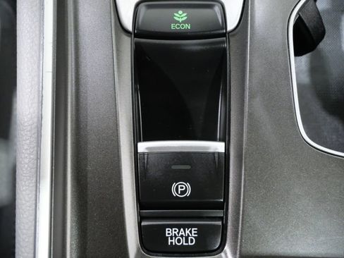 Used 2020 Honda Accord EX image 24