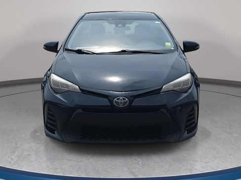 Used 2018 Toyota Corolla SE FWD image 2