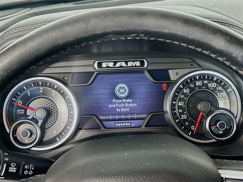 Used 2019 RAM 1500 Laramie image 12