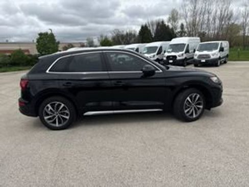 Used 2021 Audi Q5 2.0T Premium w/ Convenience Package AWD/4WD image 4