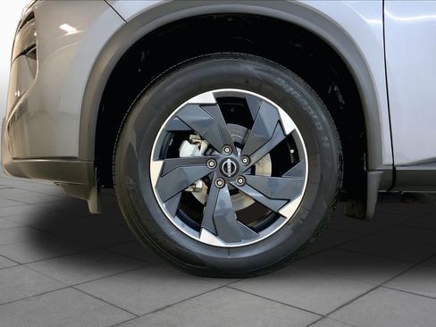 Used 2026 Nissan Rogue SV w/ SV Premium Package AWD/4WD image 10