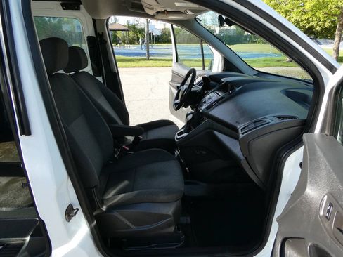 Used 2016 Ford Transit Connect XL FWD image 28