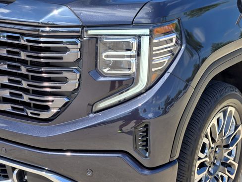 Used 2023 GMC Sierra 1500 Denali Ultimate AWD/4WD image 35