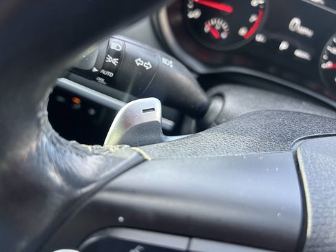 Used 2018 Kia Stinger Premium image 46