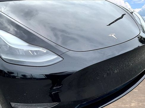 Used 2024 Tesla Model Y Long Range AWD/4WD image 30