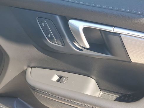 Used 2025 Buick Enclave Preferred image 49