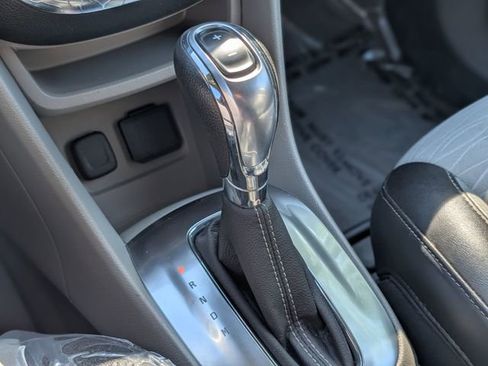 Used 2016 Buick Encore Convenience FWD image 17