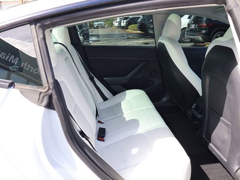 Used 2023 Tesla Model 3 Standard Range image 37