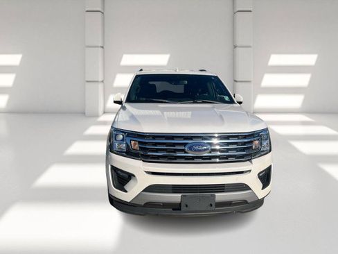 Used 2019 Ford Expedition XLT w/ Equipment Group 202A image 2