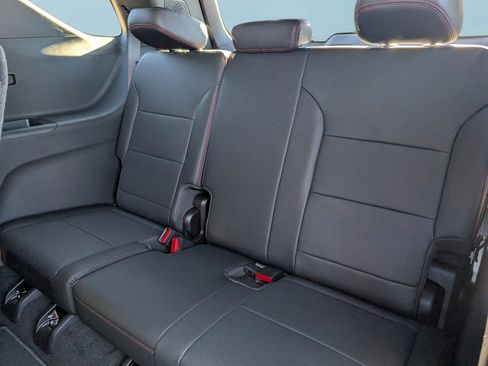 New 2026 Chevrolet Traverse RS image 14