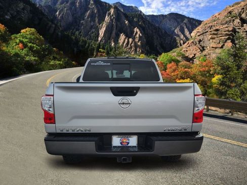 Used 2019 Nissan Titan PRO-4X AWD/4WD image 4