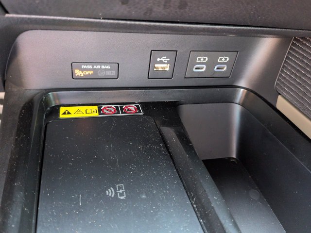 Used 2025 Toyota Camry SE FWD image 22