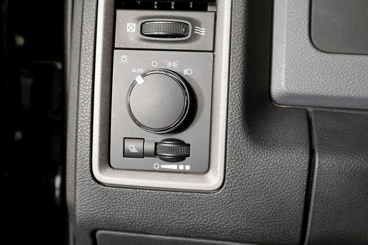 Used 2016 RAM 1500 Tradesman w/ Popular Equipment Group AWD/4WD image 32