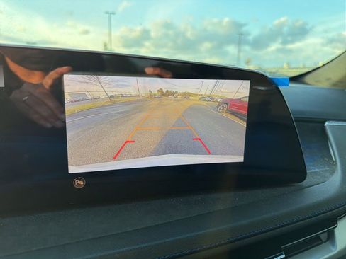 Used 2024 Cadillac XT4 Sport w/ Cold Weather Package image 19