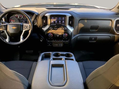 Used 2021 Chevrolet Silverado 1500 LT AWD/4WD image 16