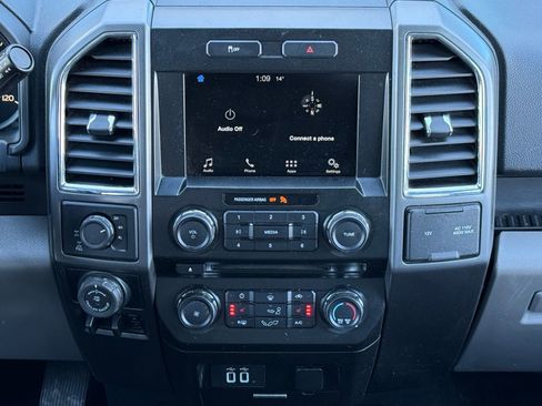 Used 2016 Ford F150 XLT w/ Equipment Group 302A Luxury image 18