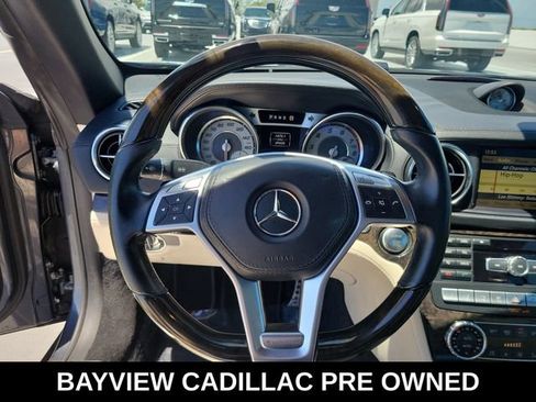 Used 2013 Mercedes-Benz SL 550 image 25