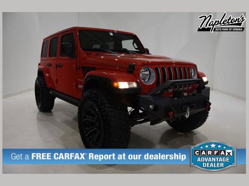 Used 2022 Jeep Wrangler Unlimited Sahara w/ Cold Weather Group AWD/4WD image 1