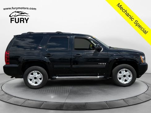 Used 2011 Chevrolet Tahoe LT w/ Suspension Package, Off-Road AWD/4WD image 2
