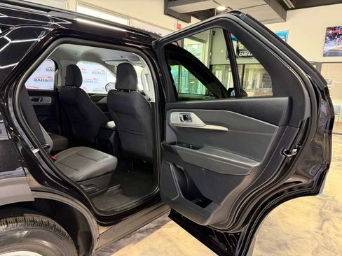 Used 2026 Ford Explorer Active RWD image 42