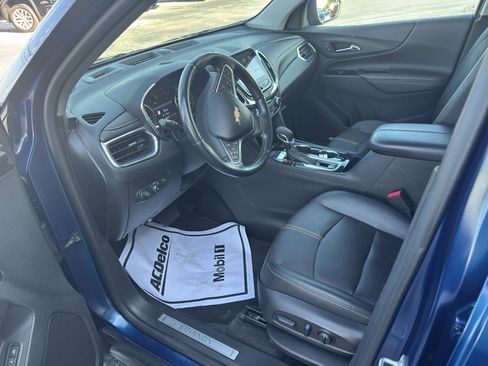 Used 2022 Chevrolet Equinox Premier image 9