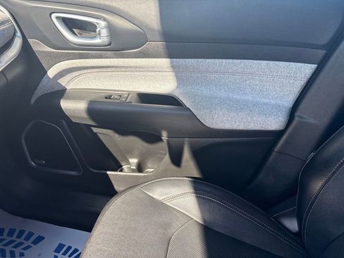 Used 2023 Jeep Compass Latitude w/ Sun and Sound Group image 23