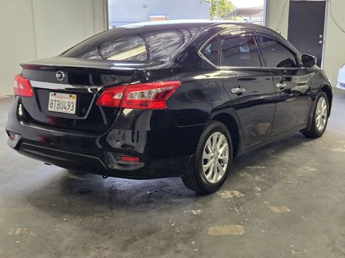 Used 2019 Nissan Sentra S w/ Appearance Package image 4