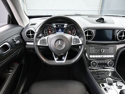 Used 2020 Mercedes-Benz SL 450 image 18