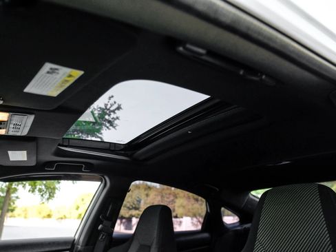Used 2018 Honda Civic Si image 5