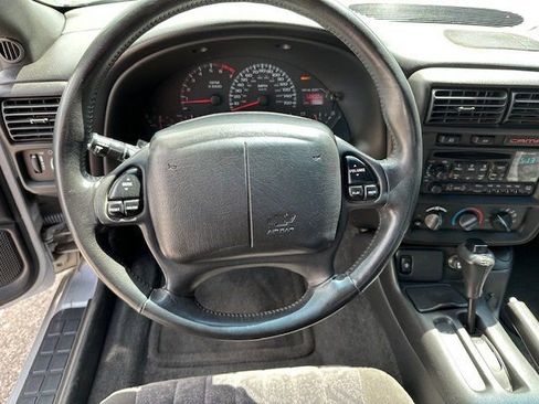 Used 2000 Chevrolet Camaro Z28 image 9