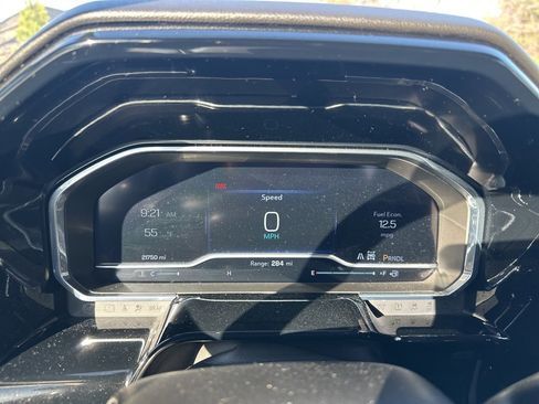 Used 2023 Chevrolet Silverado 1500 LT image 9