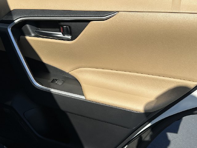 Certified 2024 Toyota RAV4 XLE FWD image 15