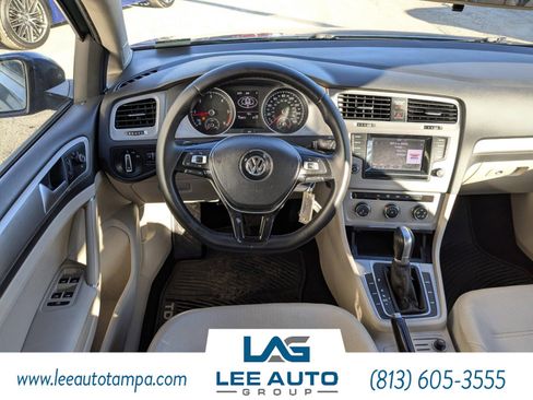 Used 2015 Volkswagen Golf TDI S image 15