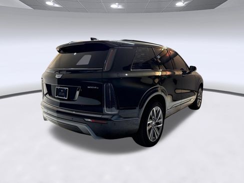 Used 2026 Cadillac Vistiq Sport AWD/4WD image 8