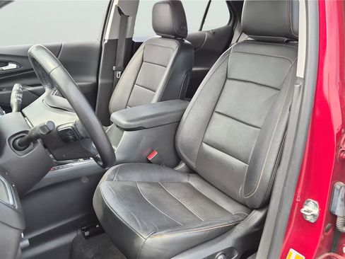 Used 2021 Chevrolet Equinox LT image 10