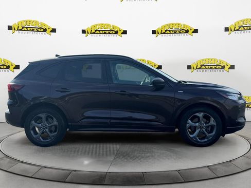 Used 2023 Ford Escape ST-Line w/ Tech Pack #1 FWD image 6