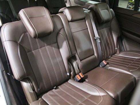 Certified 2019 Mercedes-Benz GLS 450 4MATIC image 25