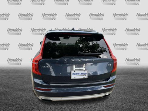 Used 2020 Volvo XC90 T5 Momentum w/ Protection Package Premier FWD image 9