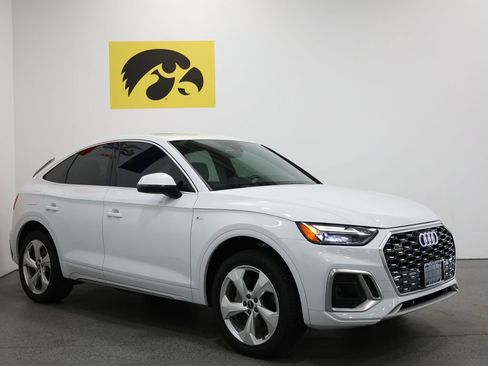 Used 2023 Audi Q5 2.0T Premium Plus w/ Premium Plus Package AWD/4WD image 6