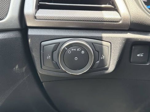 Used 2020 Ford Fusion S FWD image 21