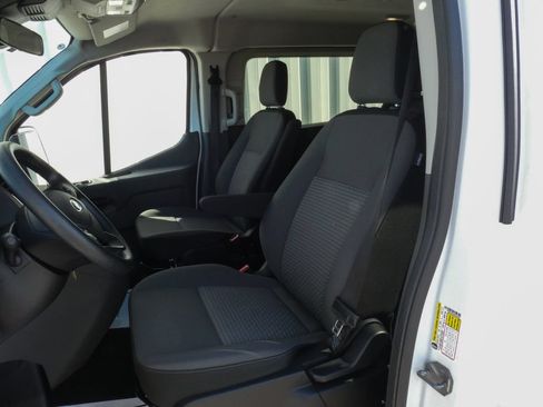 Used 2025 Ford Transit 350 XLT RWD image 6