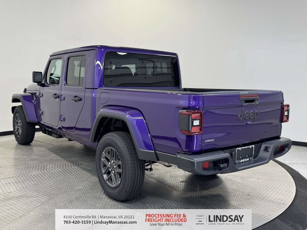 New 2026 Jeep Gladiator Sport AWD/4WD image 6