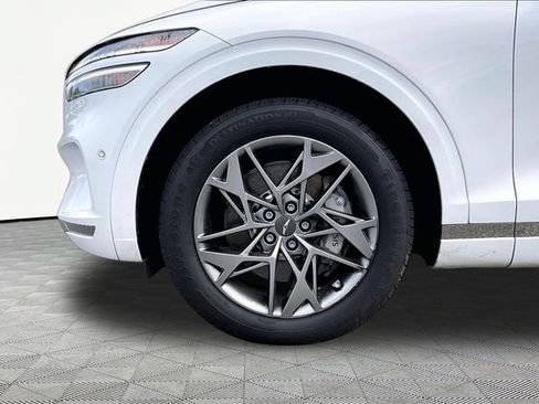 Used 2023 Genesis GV70 2.5T w/ Advanced Package AWD/4WD image 22