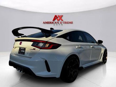 Used 2025 Honda Civic Type R image 6
