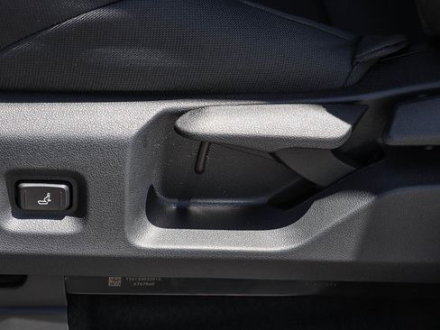 New 2026 Toyota Tacoma SR5 AWD/4WD image 23