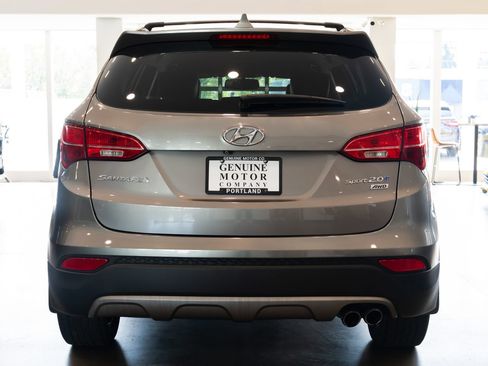 Used 2014 Hyundai Santa Fe Sport 2.0T w/ Navigation Package 06 AWD/4WD image 5