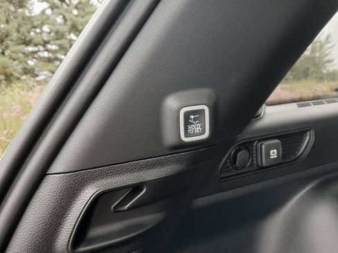 New 2025 Jeep Grand Cherokee Limited w/ Black Appearance Package image 12