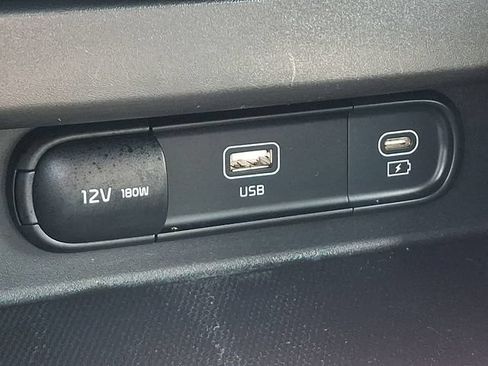 Certified 2024 Kia Seltos X-Line AWD/4WD image 25