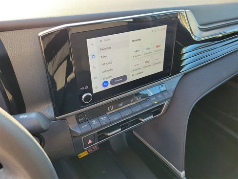 Used 2025 Toyota Camry LE image 24